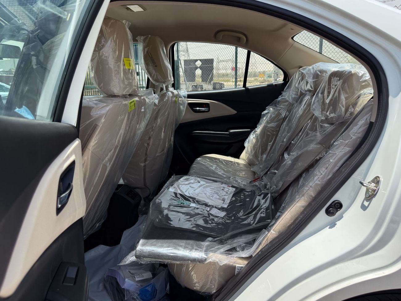 سوزوكي دزاير 2026 GLX 1.2-litre 4-cylinder petrol engine - 5 Speed AT - 9 inch Touchscreen - EXPORT