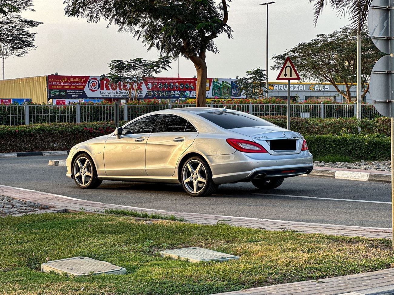 مرسيدس بنز CLS 550 2012 Mercedes-Benz CLS 550 RWD AMG V8 | 402 Hp | Law Mileage (151,000 Km) | Japanese Specs