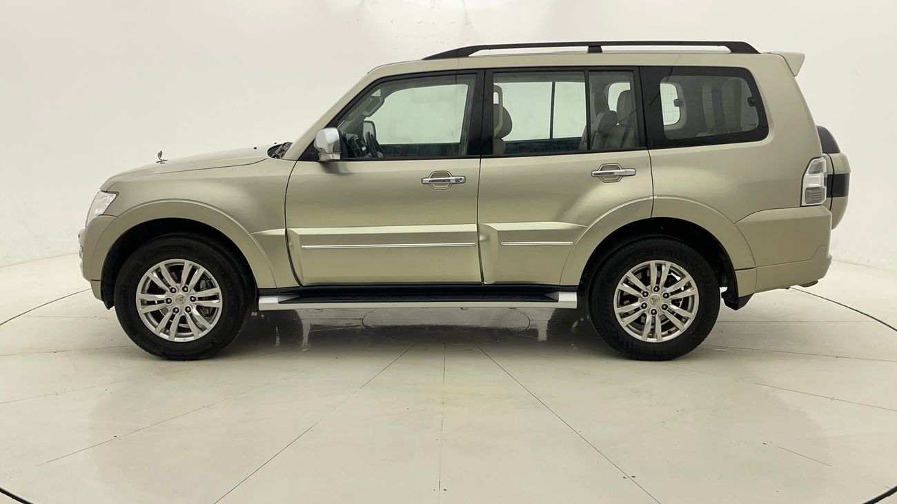 ميتسوبيشي باجيرو GLS HIGHLINE 3.8 | بدون دفعة مقدمة | اختبار القيادة في المنزل