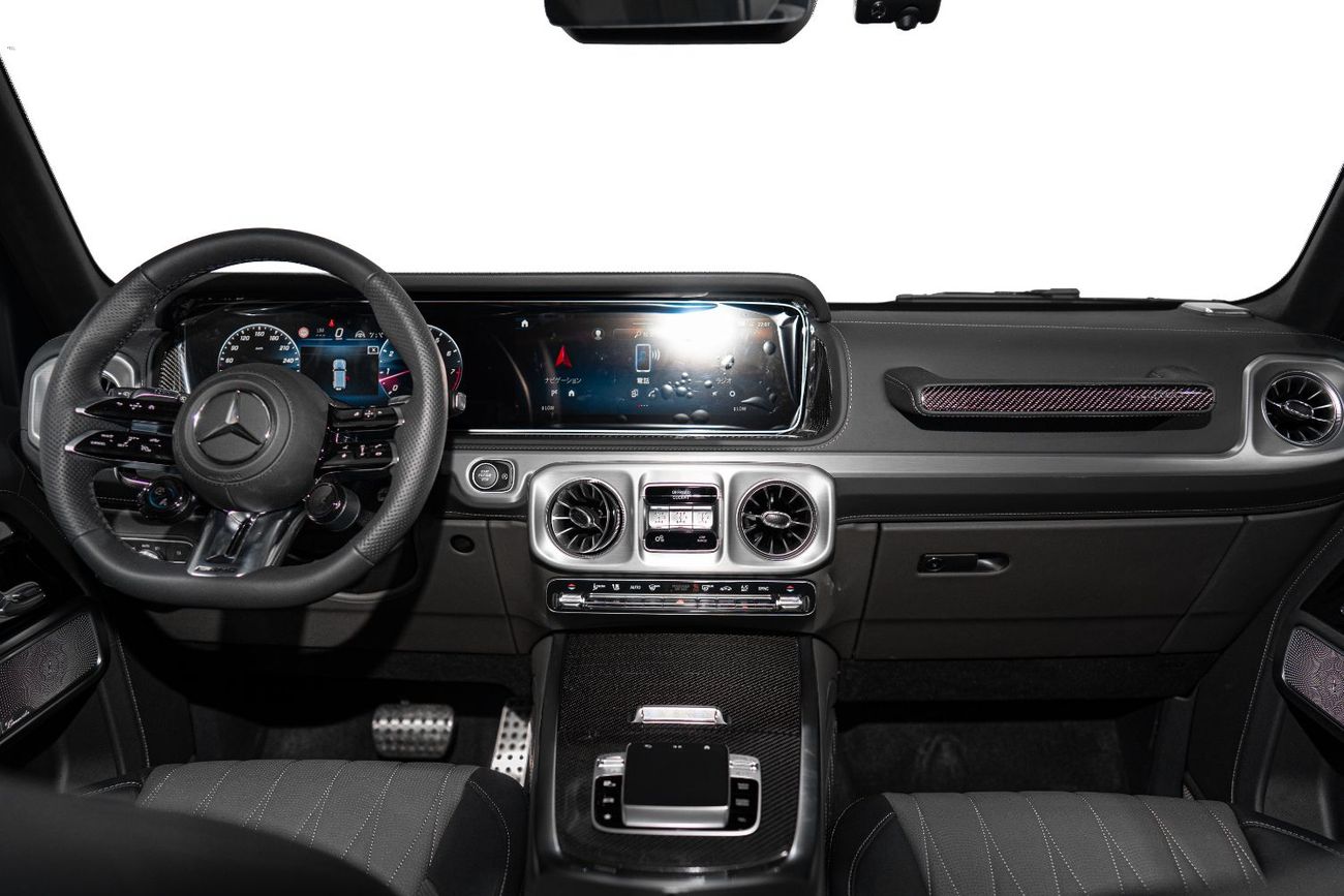 مرسيدس بنز G 63 AMG VERY LOW MILEAGE | 2025 G63 AMG | CARBON INTERIOR | G-MANUFAKTUR | BURMESTER AUDIO | WARRANTY