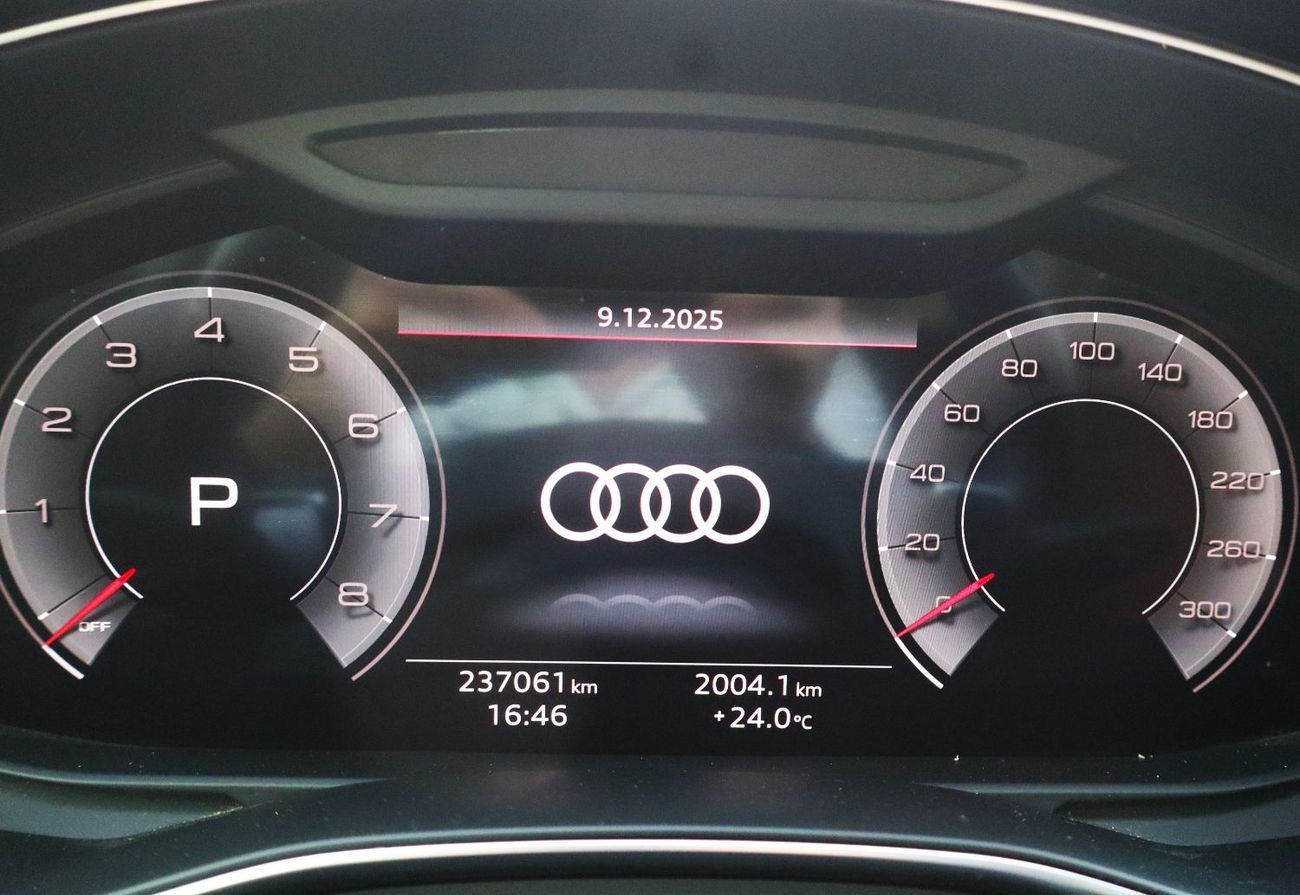 Audi A6 45 TFSI quattro S-Line 2.0L