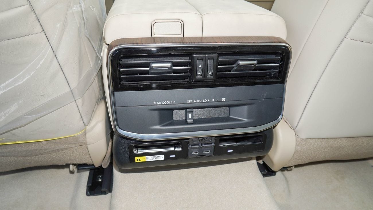 Toyota Land Cruiser GXR 4.0L V6