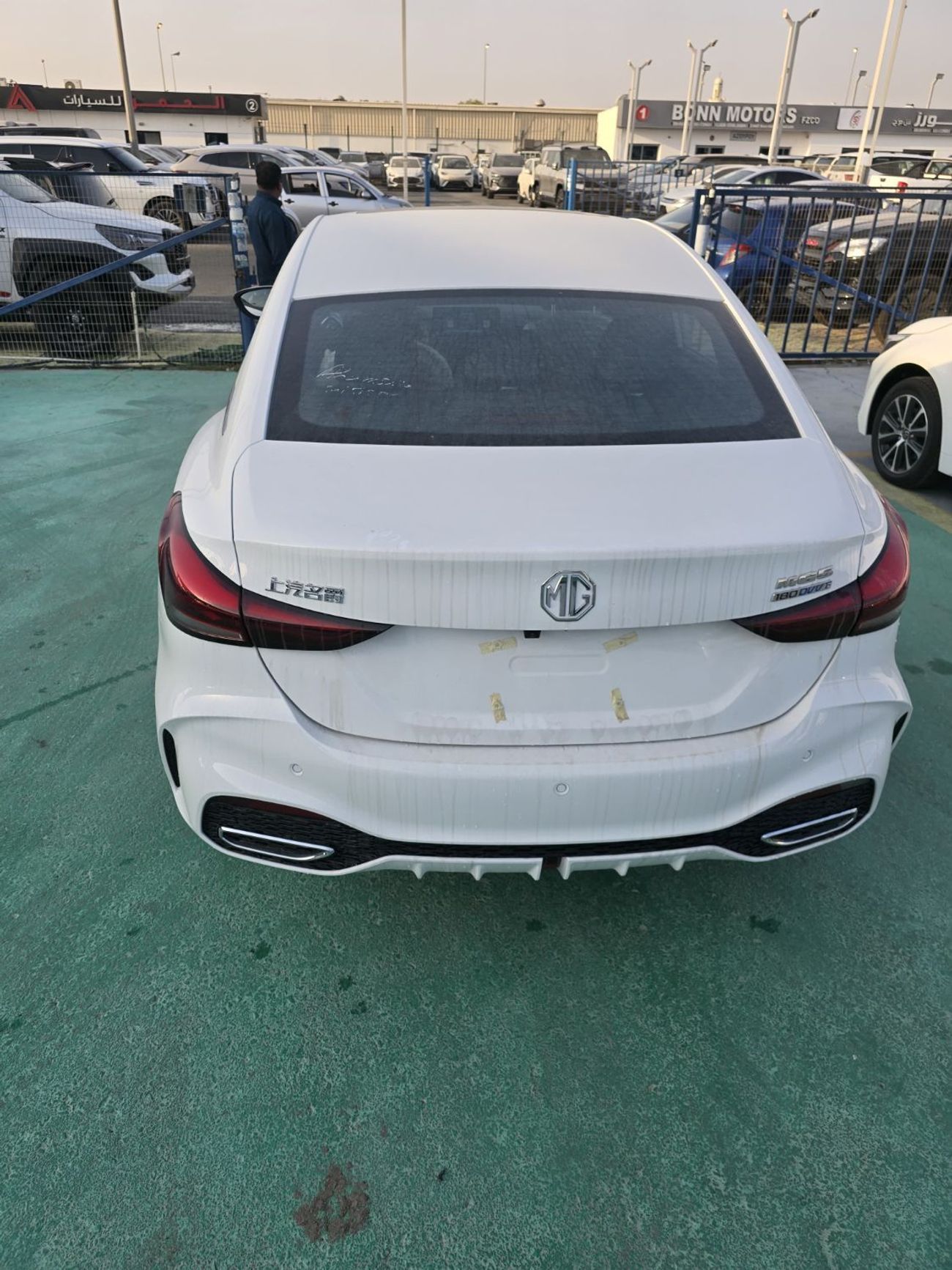 أم جي 5 MG5 FACE-LEFT