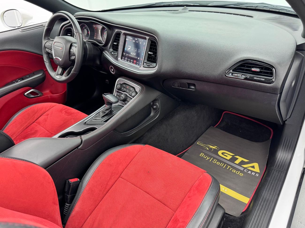 دودج تشالينجر Scat Pack 6.4L (485 HP) 2018 Dodge Challenger R/T Scat Pack, Warranty, Service History, Low Kms, Exc