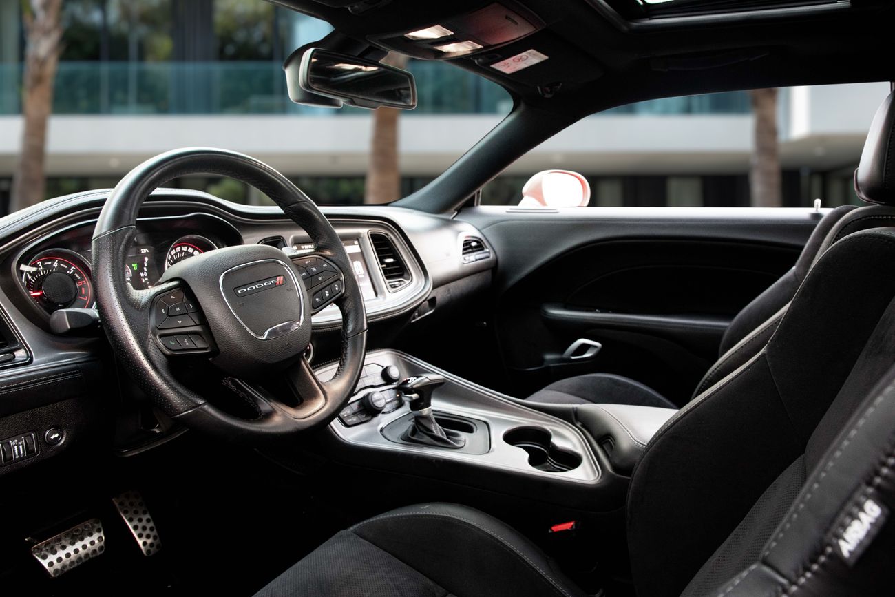 Dodge Challenger Challenger | 3,320 P.M | 0% Downpayment | R/T | V8 | Dodge Warranty + Service Contract til 2027!