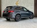 مرسيدس بنز GLC 300 4MATIC 2.0L