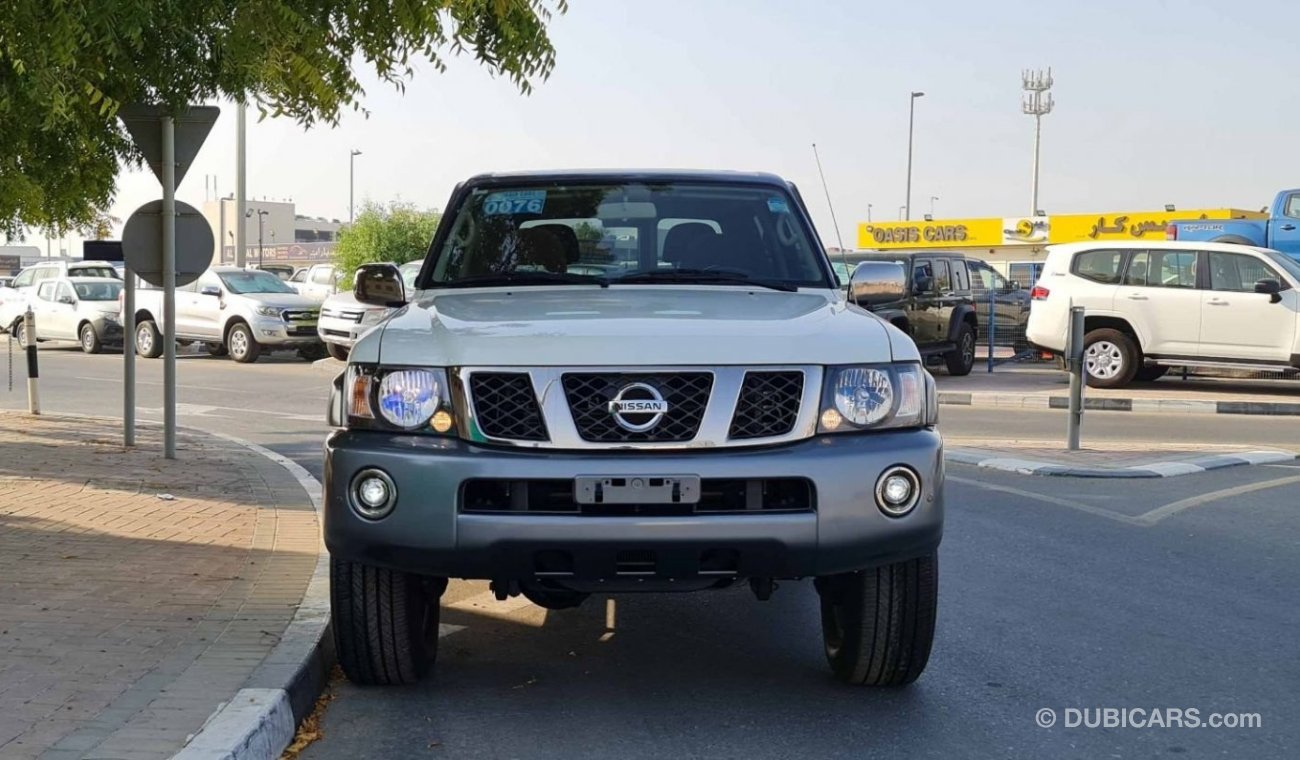 Nissan Patrol Super Safari 4.8L V6 Agency Warranty Full Service History GCC