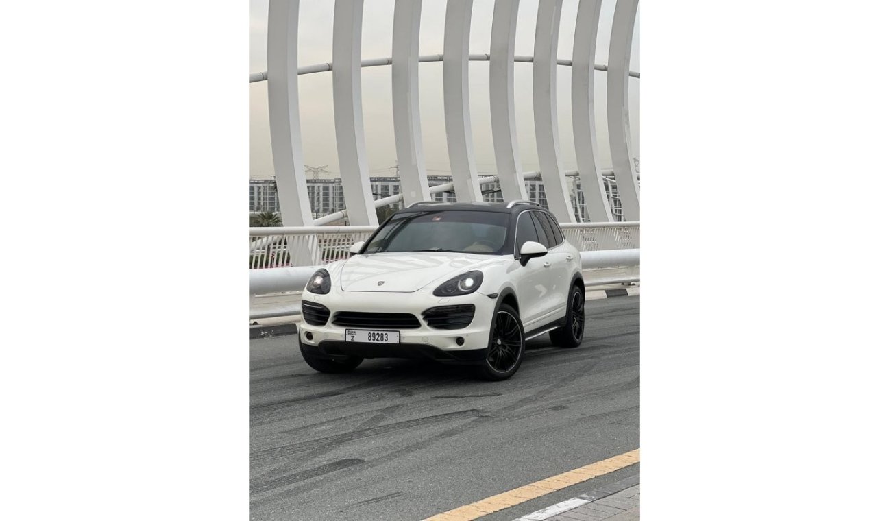 Porsche Cayenne PORSCHE FULL OPTION CLEAN CAR DUBAI PASS