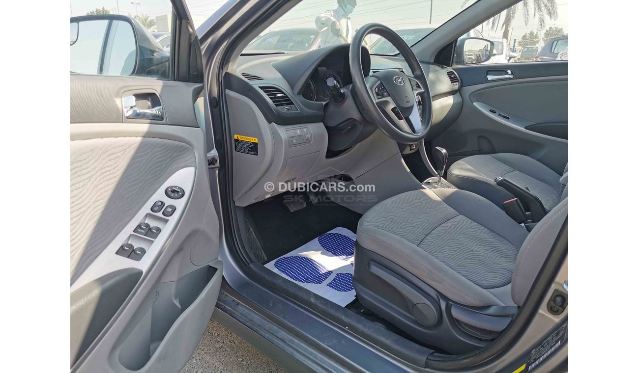 Hyundai Accent 1.6L, 16" Rims, Active ECO Control, Headlight Lightening Knob, LED Headlights, Bluetooth (LOT # 625)