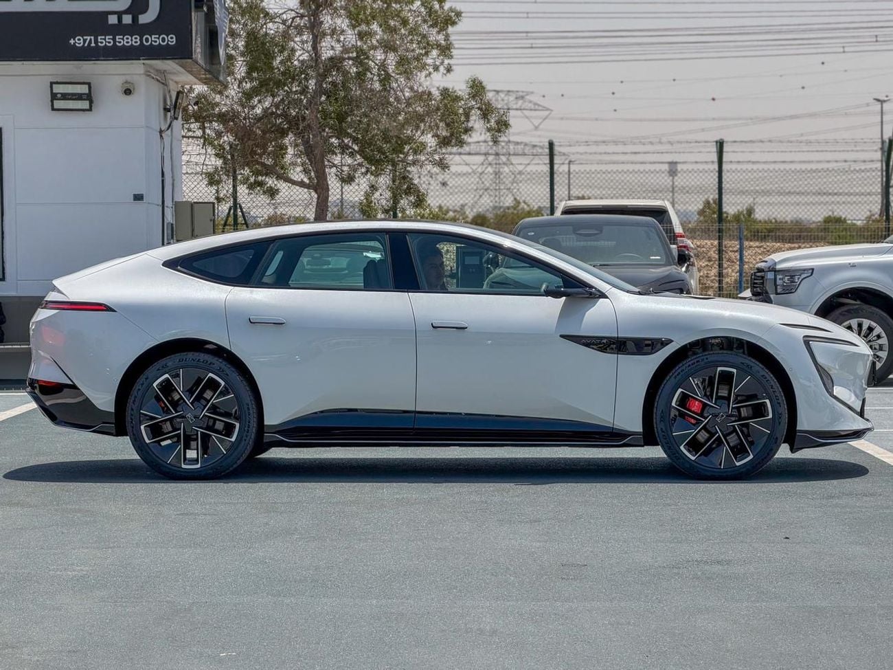 Avatr 12 Performance AWD