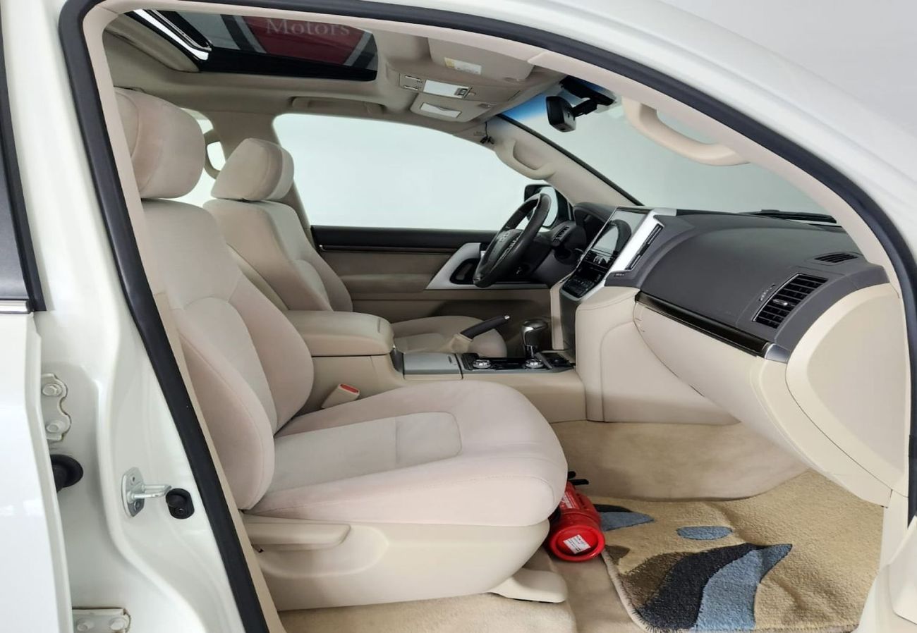 Toyota Land Cruiser EXR V8 5.7L-8CYL  NO ACCIDENT EXCELLENT CONDITION