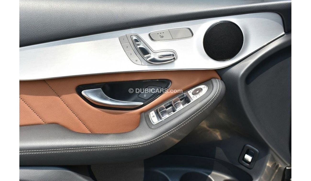 Mercedes-Benz GLC 300 4MATIC MERCEDES GLC300 AMG / 2020 / USA / Under warranty