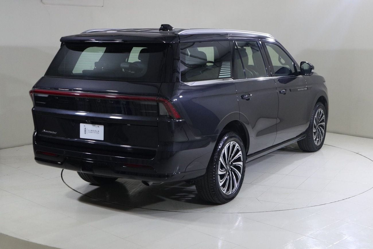 Lincoln Navigator PRESIDENTIAL N1925 / FREE INSURANCE + REGISTRATION / AL TAYER MOTORS AL QOUZ SHOWROOM