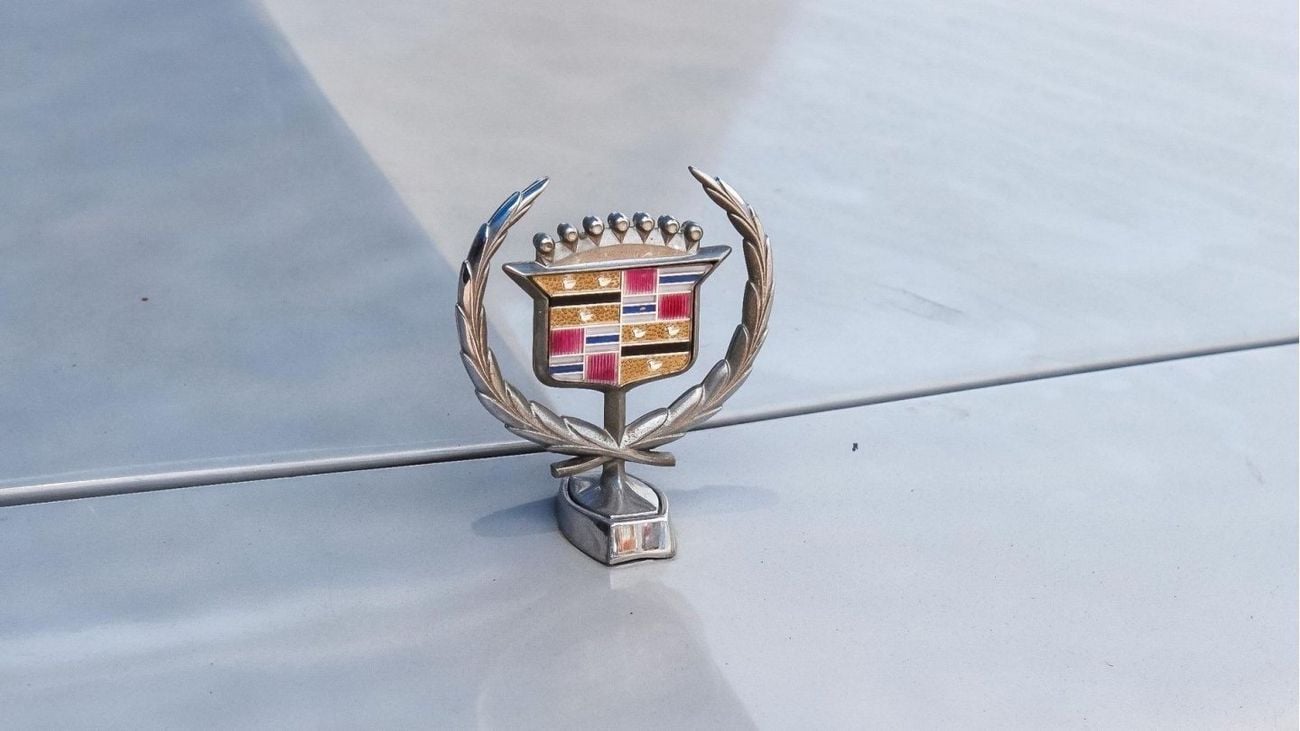 كاديلاك بروجهام 5.0 L