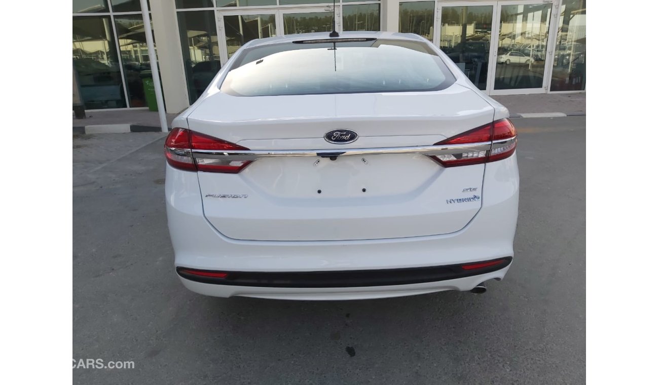 Ford Fusion SE+ Hybrid  2.0