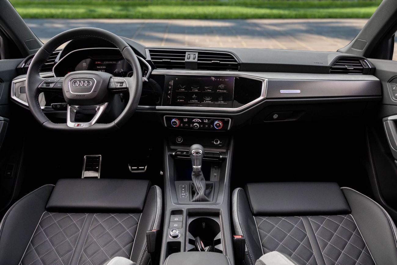 Audi Q3 S-Line Sportback | 2,703 P.M | 0% Downpayment | Pristine Condition!