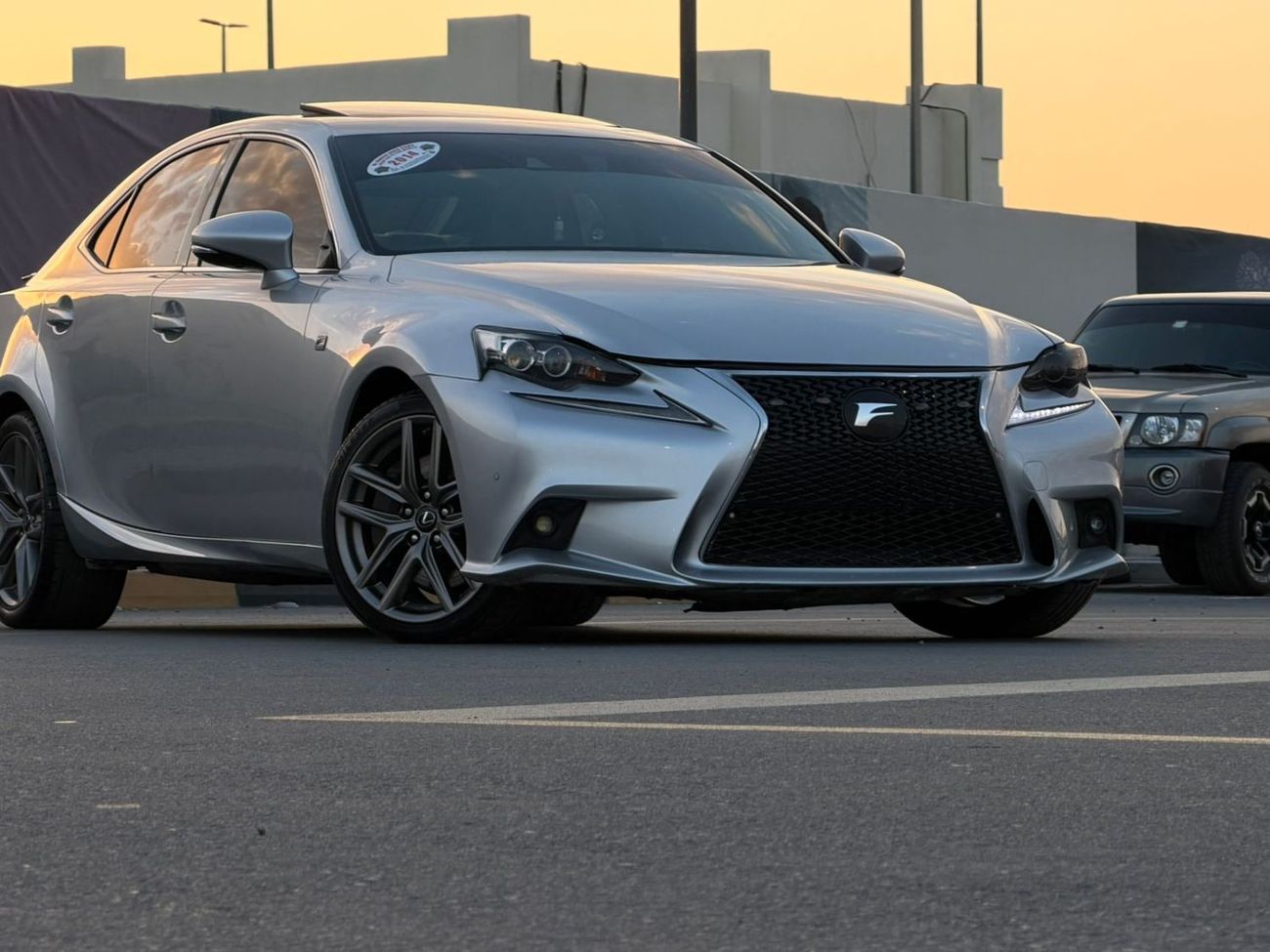 Lexus IS350 F Sport 3.5L (312 HP) Excellent condition inside and outside