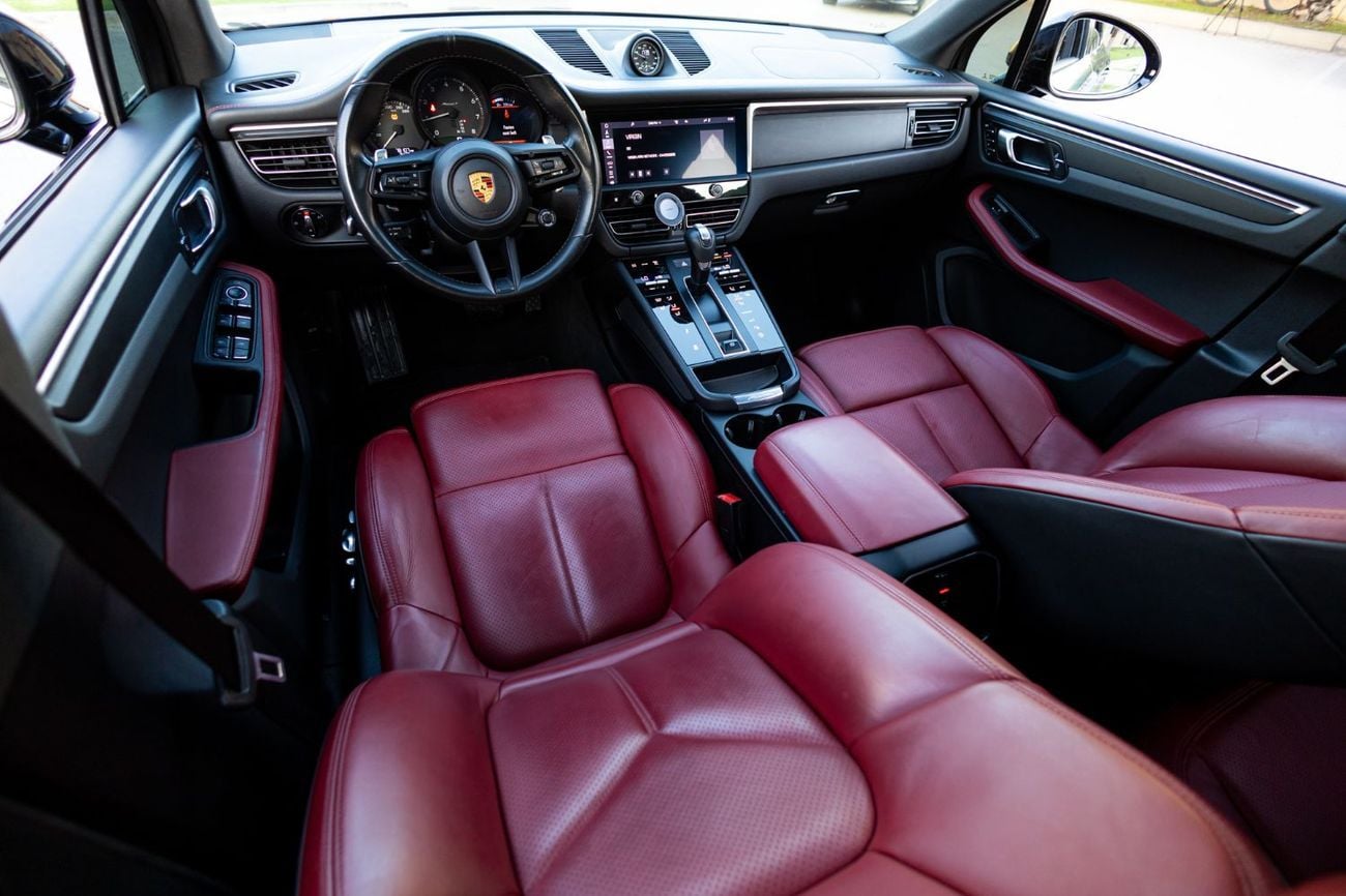 Porsche Macan T 2.0L (260 HP)