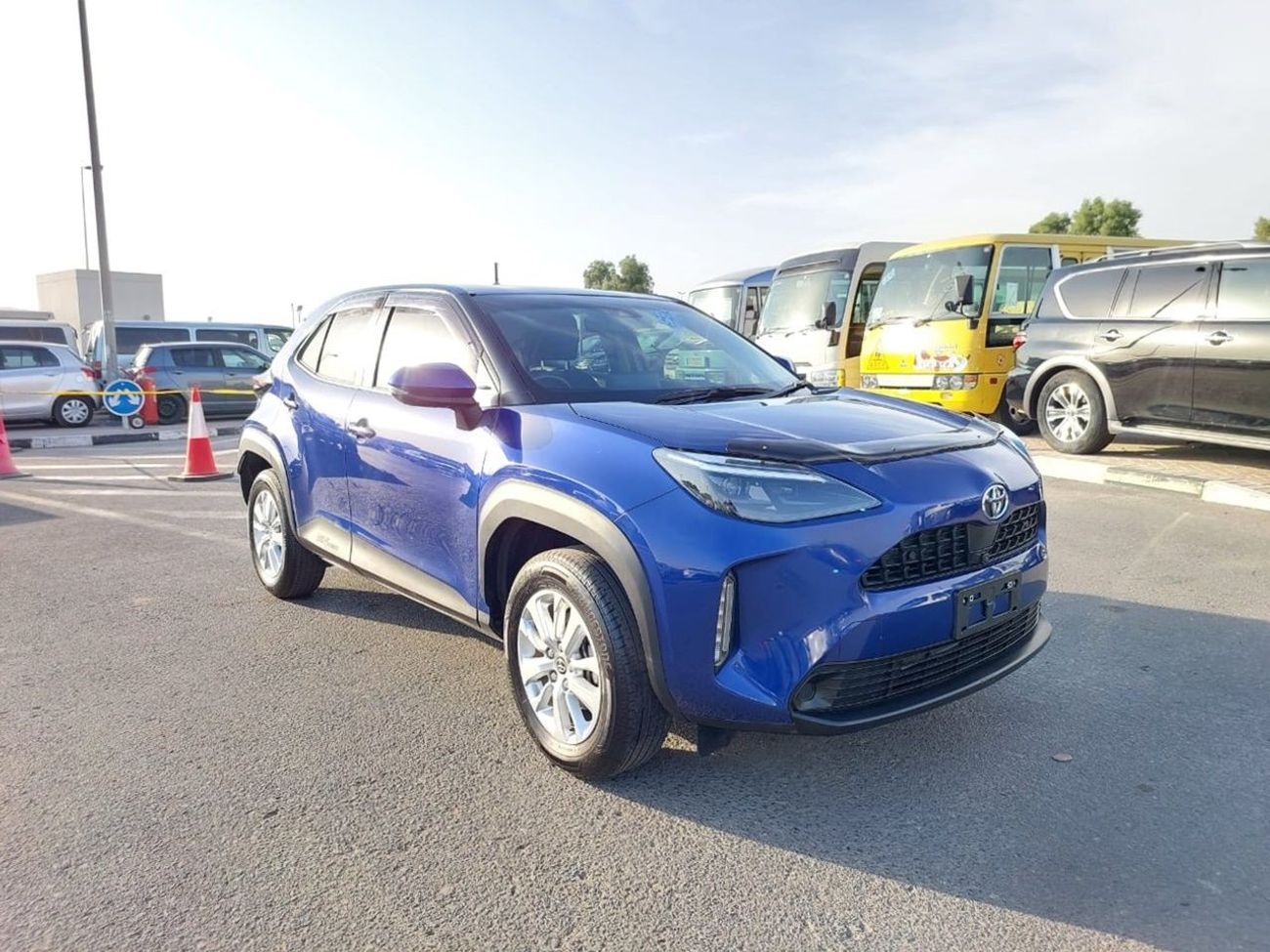 Toyota Yaris Cross TOYOTA YARIS CROSS SUV RHD 2022 MODEL 1.5 L PETROL AUTOMATIC(PM06671)
