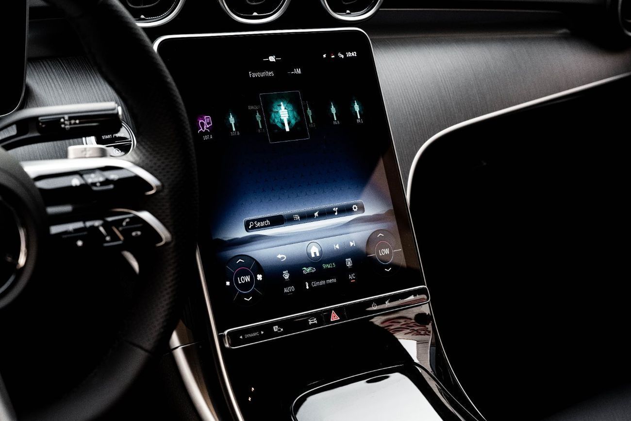 Mercedes-Benz C 200 C 200 | 3,407 P.M  | 0% Downpayment | Excellent Condition!