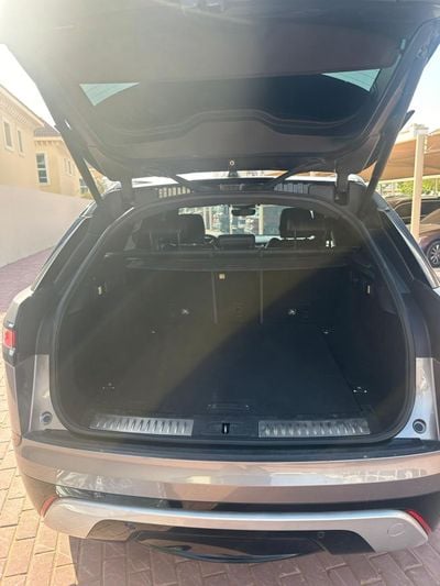 Land Rover Range Rover Velar P250 R-Dynamic HSE 2.0L