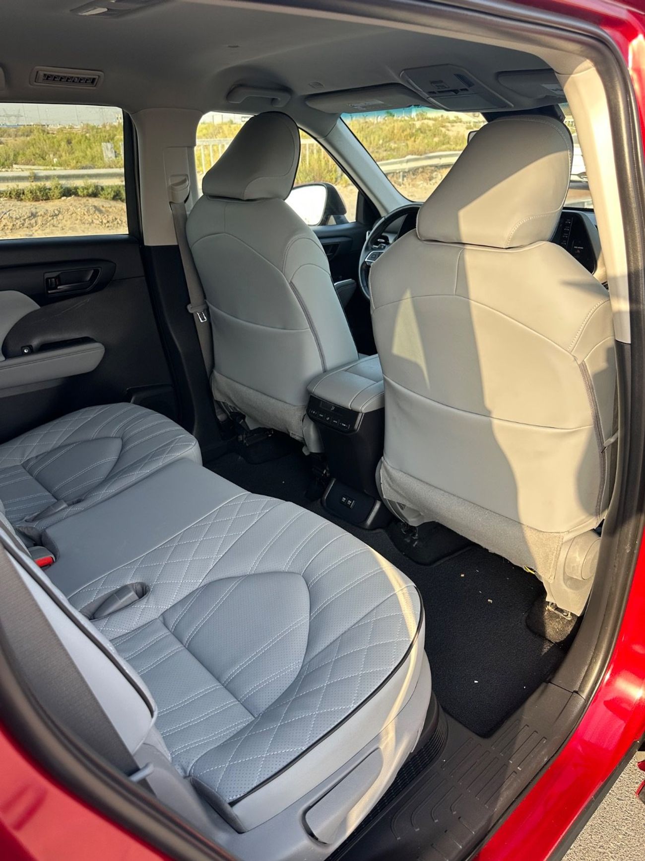 Toyota Highlander Hybrid 2.5 leather seats,push start