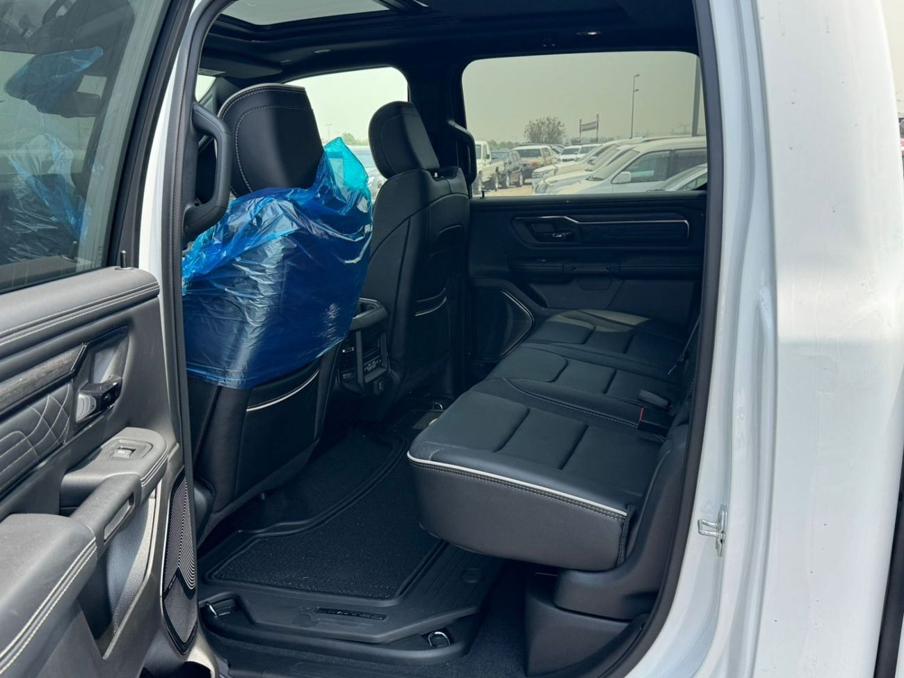 رام 1500 2025 Ram 1500 Limited Night Edition 3L Hurricane I6