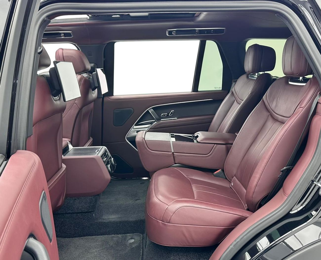 لاند روفر رينج روفر 2023 Range Rover Autobiography P530 LWB, March/2026 Range Rover Warranty + Service Contract, Range R