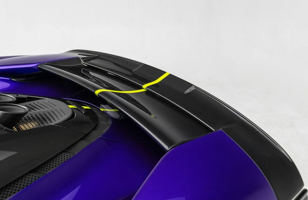 أستون مارتن فالهالا 4.0L V8 Twin-Turbo Engine + eMotors