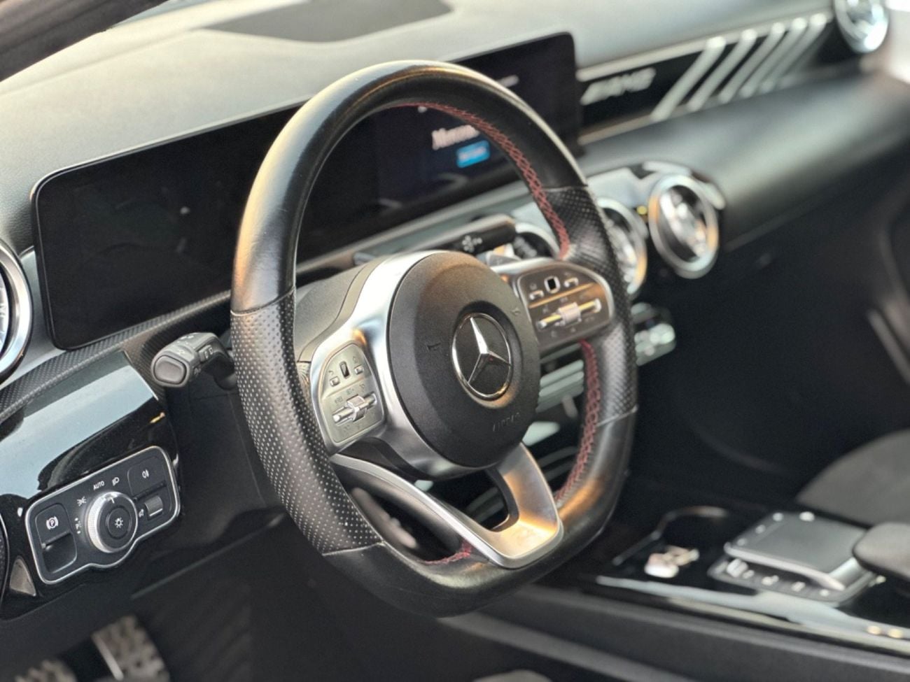 مرسيدس بنز A 200 AMG