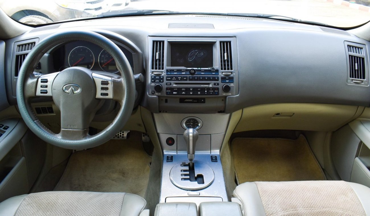 Infiniti FX45 2005 model, number one, leather hatch, sensors, wheels, in excellent condition