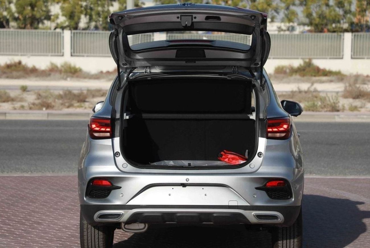 MG ZS 2025 MG ZS LUXURY 1.5 - SILVER inside BEIGE | Export Price