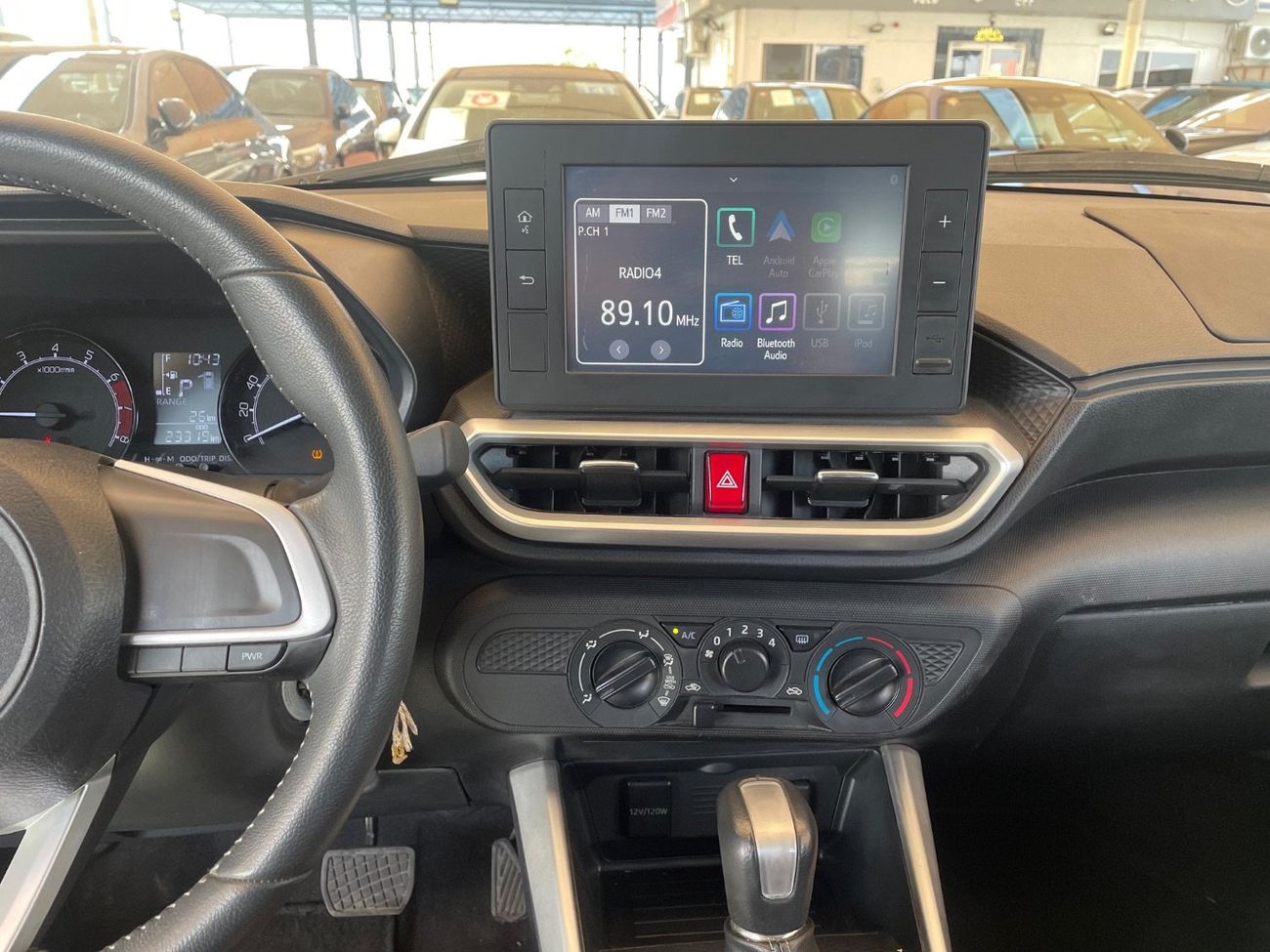 Toyota Raize E