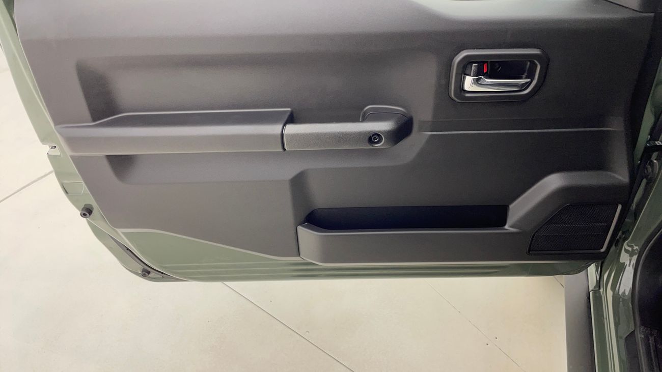 سوزوكي جيمني GLX 1.5 | بدون دفعة مقدمة | اختبار قيادة مجاني للمنزل