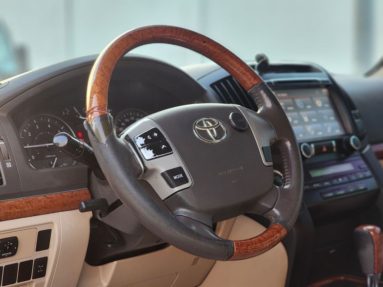 تويوتا لاند كروزر GXR