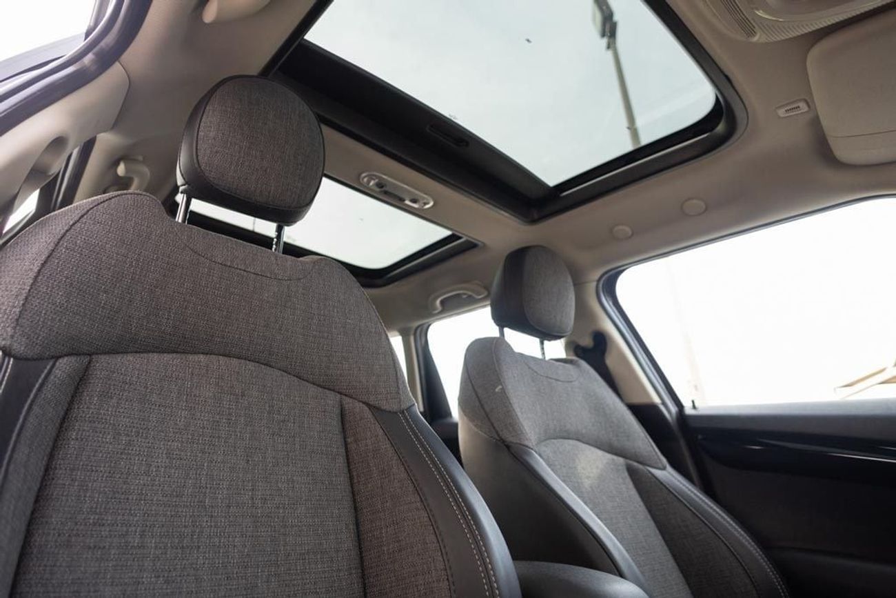 Mini Cooper Std 1.5L (4 Seater) MINI Cooper Burgundy Edition (1 of 20) Lowest Mileage 2019 GCC under Warranty wi