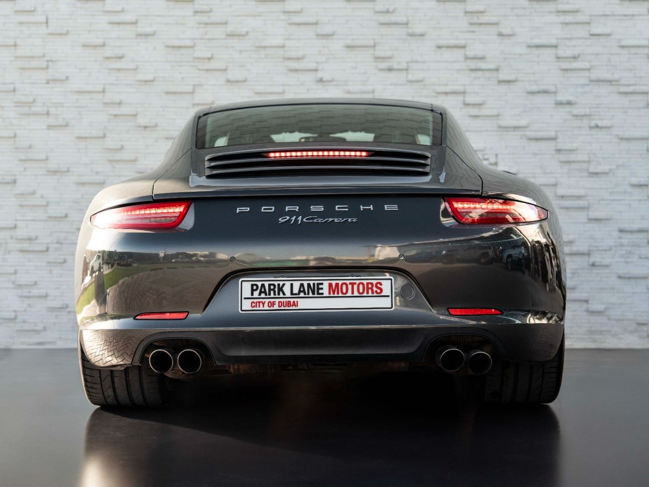 Porsche 911 Carrera 3.6L Coupe