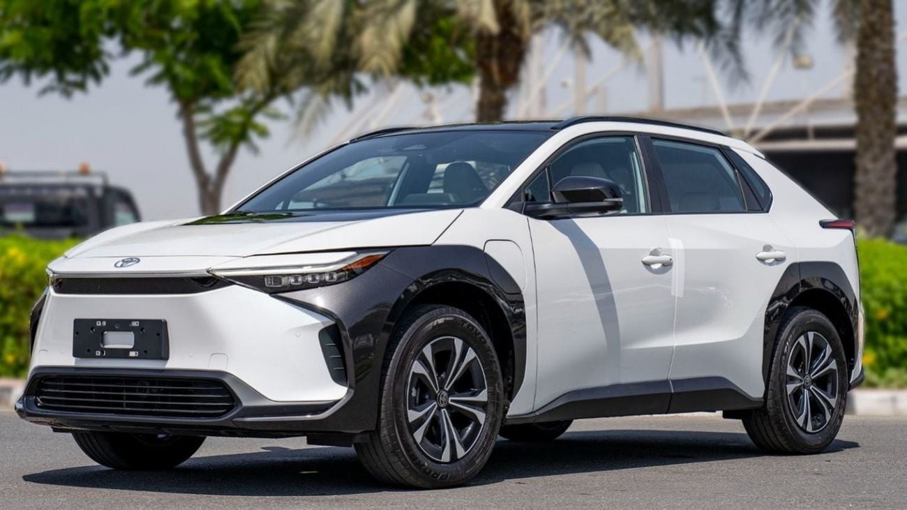 تويوتا bZ4X EV X-MODE 4WD PRO AT MY2023 – WHITE