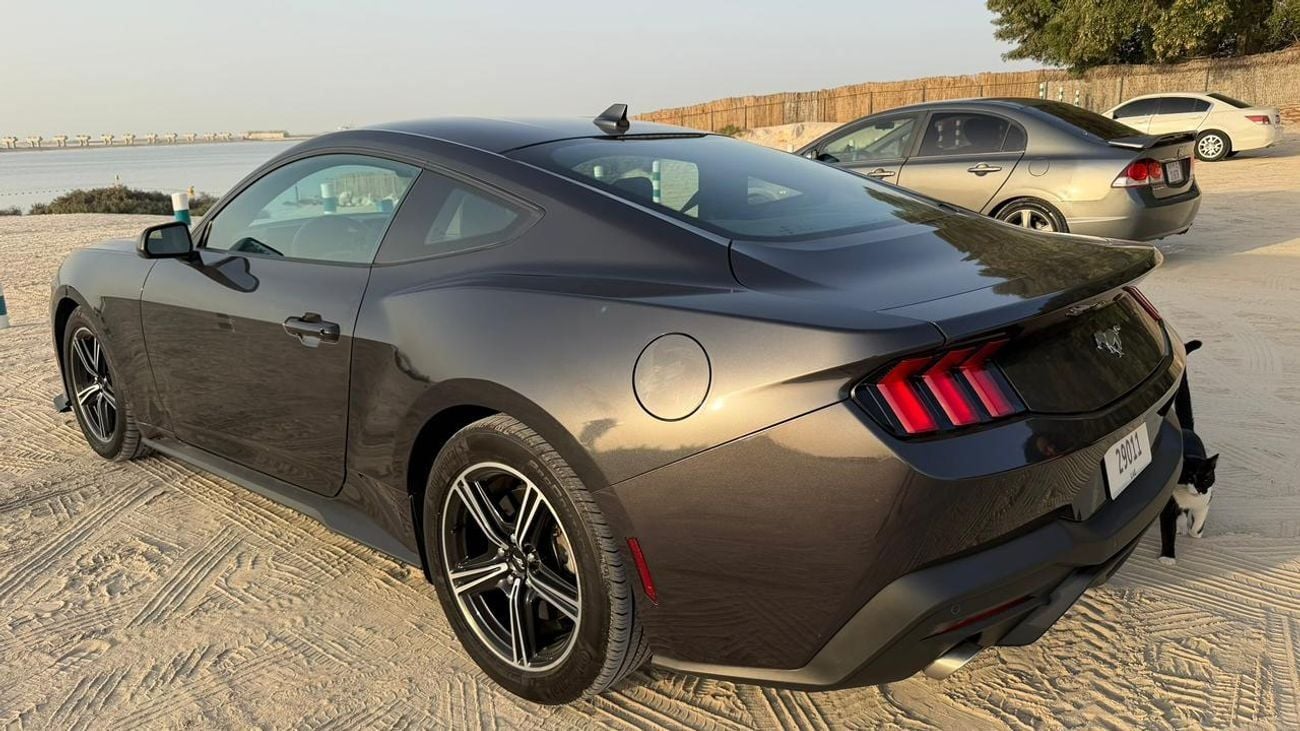Ford Mustang EcoBoost Premium 2.3L Coupe M/T
