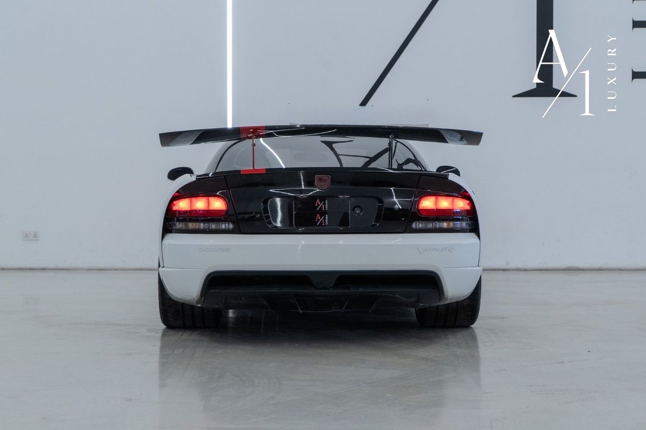 دودج فايبر 2009 Dodge Viper, ACR 1 Of 1, In UAE, Clean Title, Low Kms, American Spec