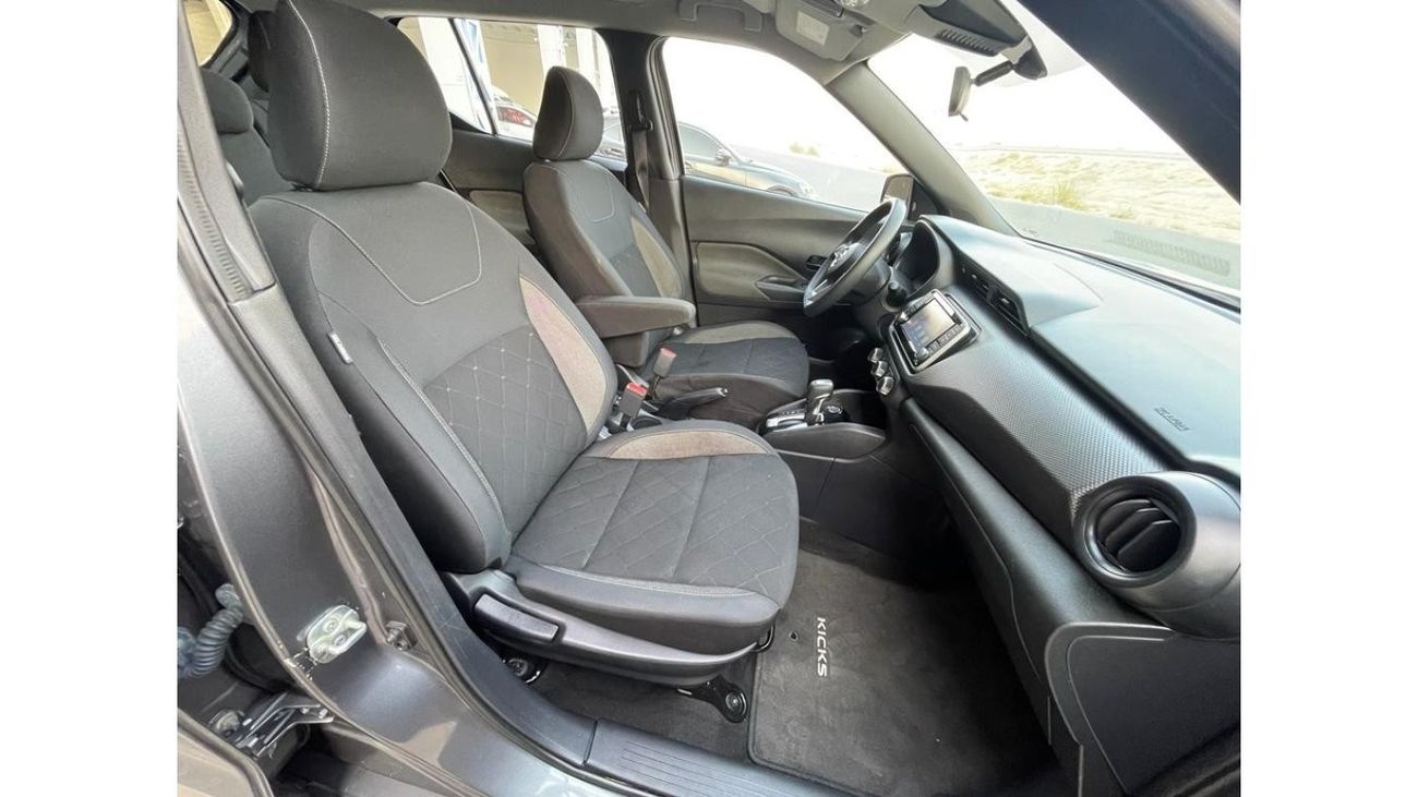 Nissan Kicks Kicks SV RADAR / LINE ASSIST /620 AED MONTHLY