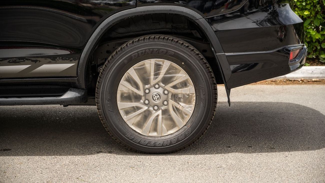 تويوتا فورتونر GXR TOYOTA FORTUNER 4.0 HIGH 2026YM