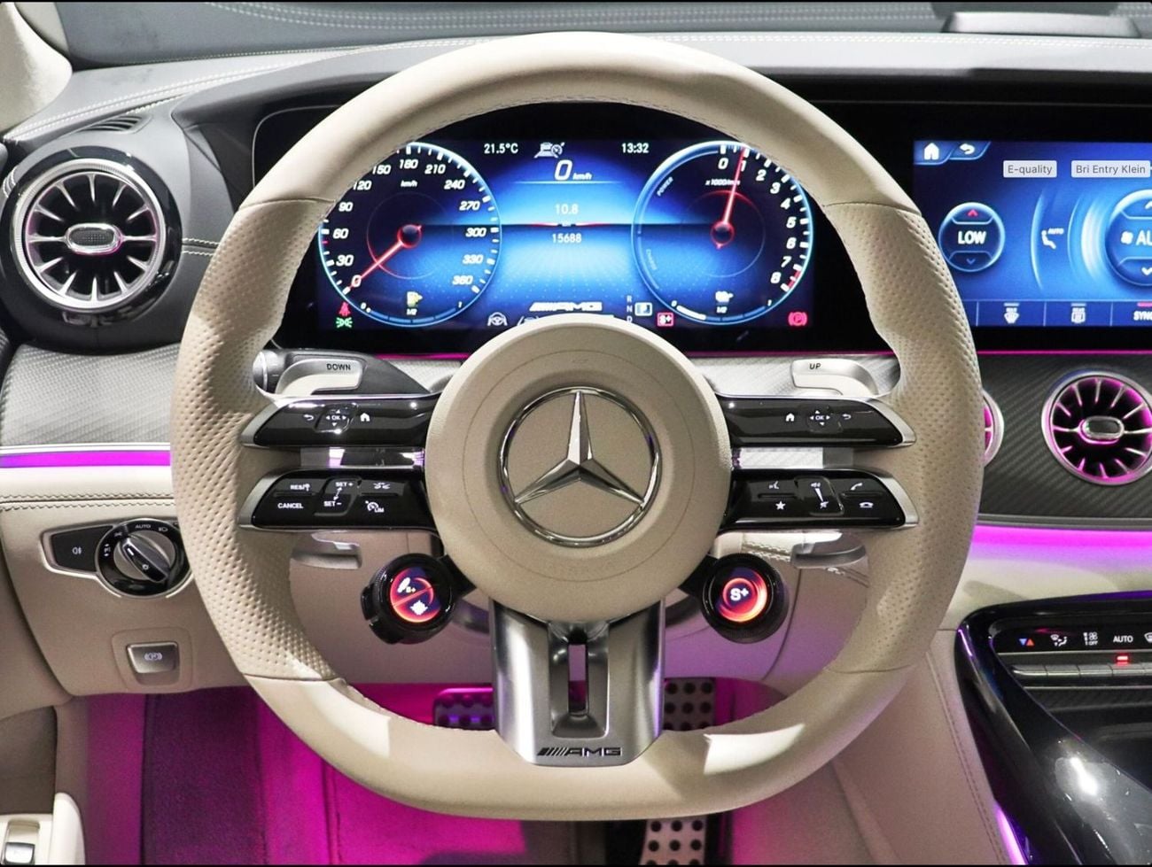 Mercedes Benz AMG GT 63 S E PERFORMANCE