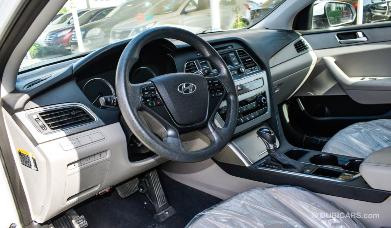 Hyundai Sonata Imported No. 2 cruise control ranges, camera sensors without accidents, in excellent condition, you