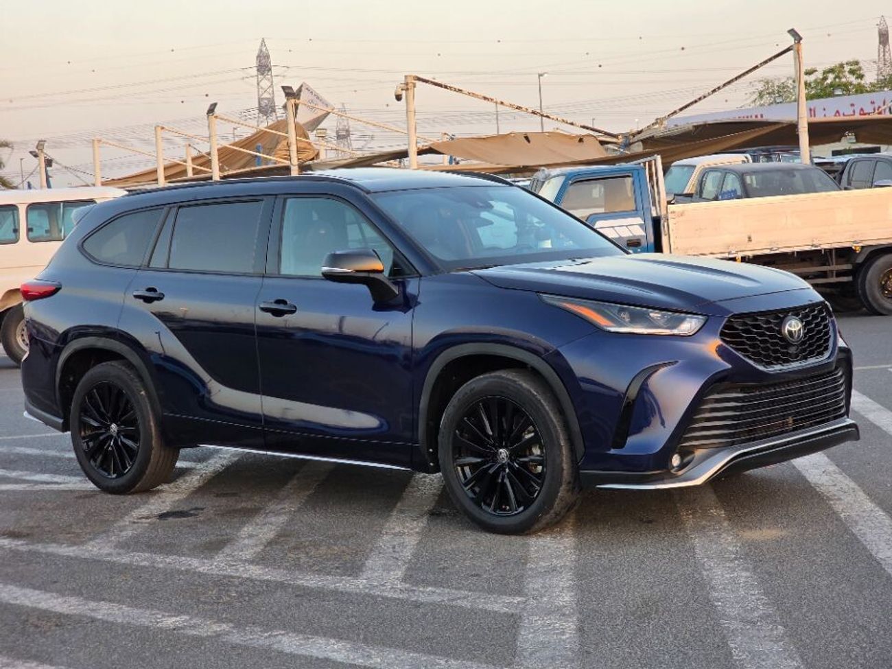 Toyota Highlander 2024 Model XSE Edition 2.4cc Sunroof and 7 seater