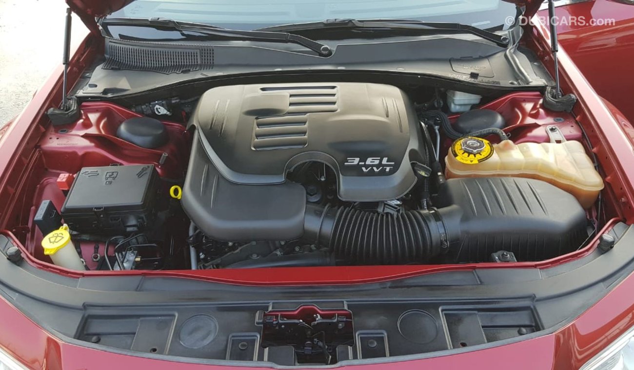 Chrysler 300C Model 2012 GCC car prefect condition full option low mileage excellent sound system back air conditi
