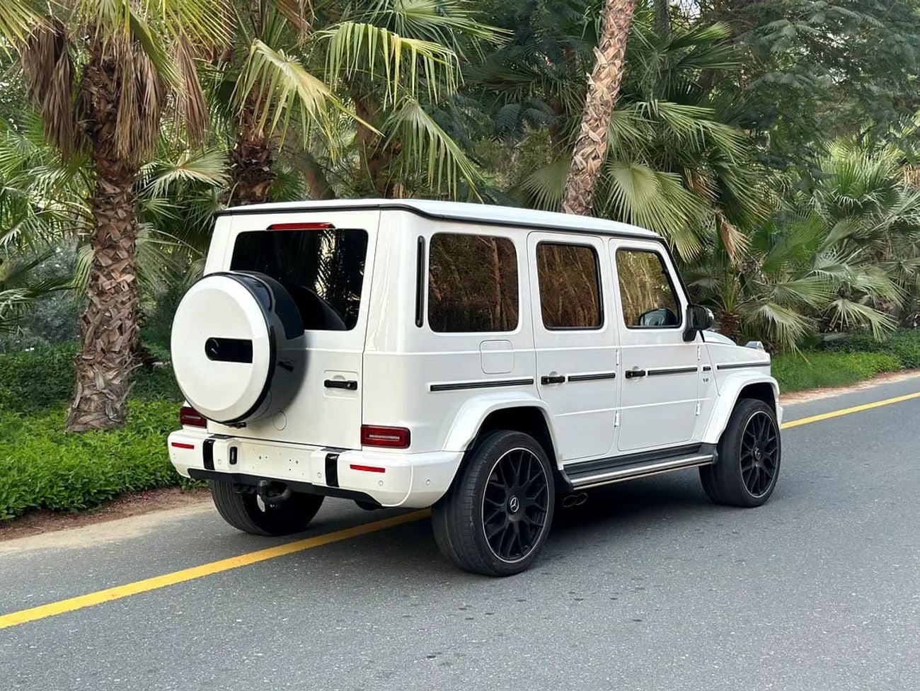 Mercedes-Benz G 500 Std 4.0L (416 HP) 2020 Mercedes-Benz G500 | 4.0L V8 Bi-Turbo | 416 HP | 104,000 KM | Perfect Conditi