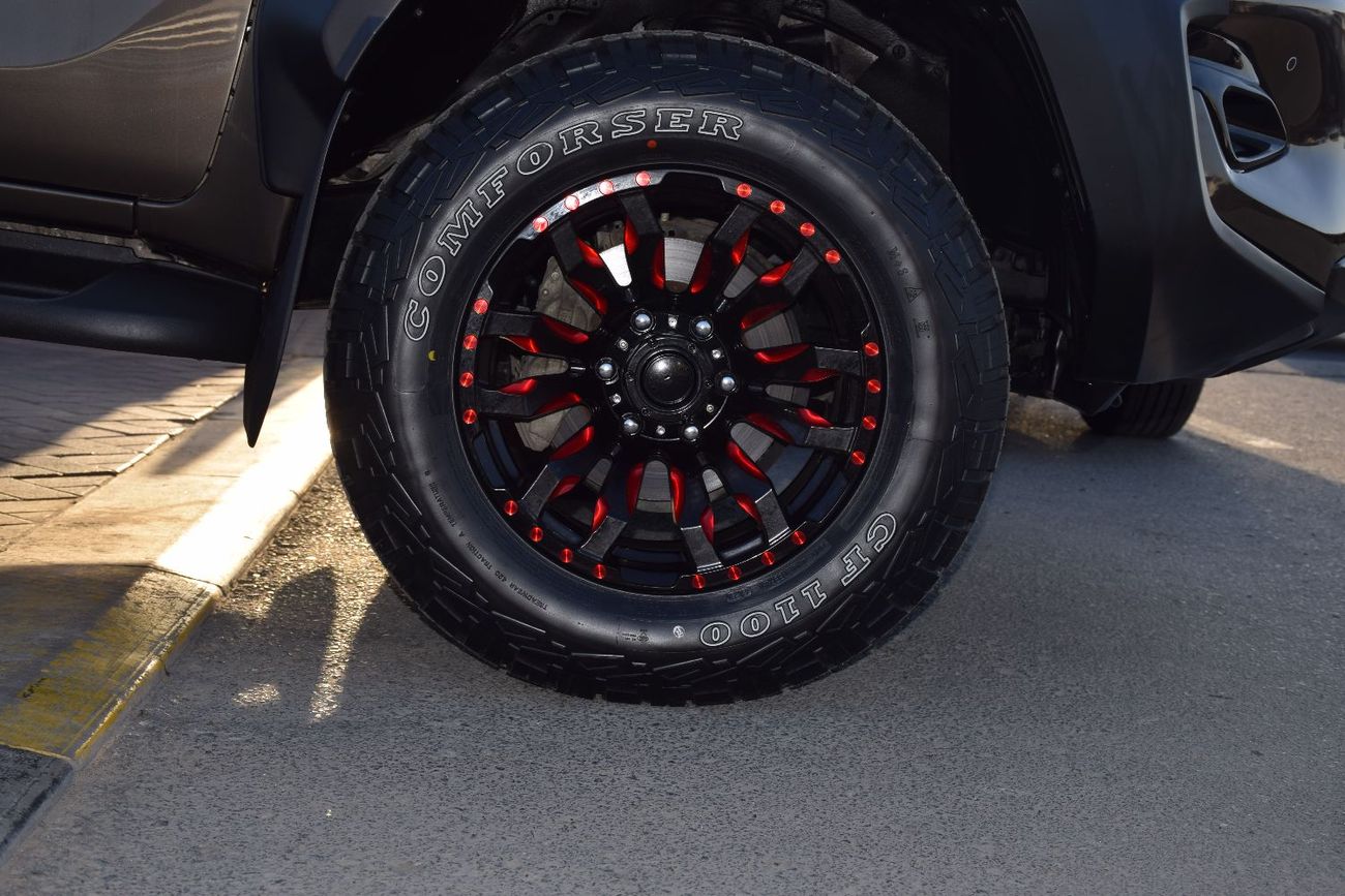 Toyota Hilux 4x4 Diesel 2.8L RHD (Export Only)