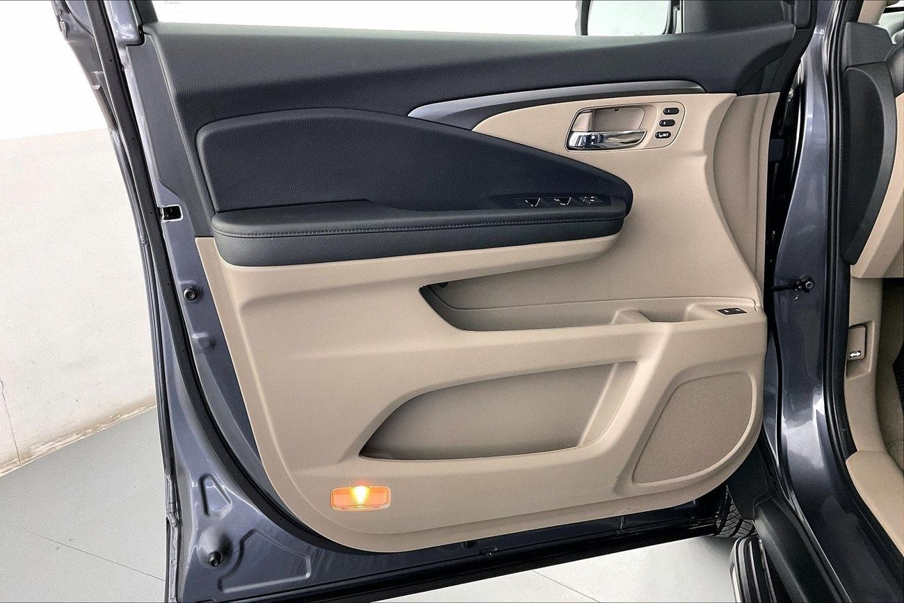 Jeep Grand Cherokee Limited Plus| 1 year free warranty | Exclusive Eid offer