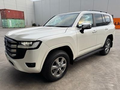 Toyota Land Cruiser Toyota Landcruiser Sahara RHD diesel white colour,beige interior